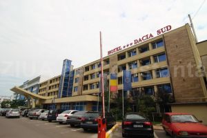 Hotelul Dacia Sud din Mamaia va fi supraetajat. Investitorul a obtinut acordul municipalitatii