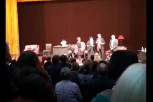 Florin Piersic a fost sarbatorit, aseara, pe scena Casei de Cultura din Constanta. Vezi cati ani implineste