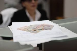 Adio instiintari de la Finante. Vrei sa stii ce datorii ai, depui cerere la ghiseu!