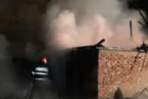 Incendiu puternic pe Strada Bistrei din Reşiţa