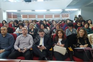 ”PREZENT”! Proiect de  prevenire a absenteismului  şcolar, în Dâmboviţa