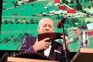 FOTO: Va fi Gheorghe Zamfir liantul?!