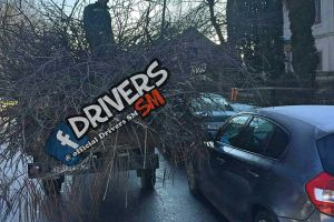 FOTO. Noi acuzaţii la adresa Florisal: ,,Mulţumim pentru maşinile zgâriate”