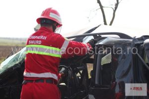 Tragedie la iesire din Orastie. Un grav accident rutier a avut loc. Trei persoane au murit pe loc