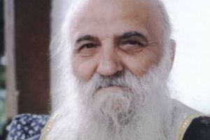 Profeţia APOCALIPTICĂ a părintelui Argatu: „Jumătate din Bucureşti SUB DĂRÂMĂTURI, jumătate fără oameni”