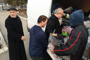 Arhiepiscopia Ramnicului: Activităţi sociale la Centrul de recuperare a tinerilor cu afecţiuni neuropsihiatrice Băbeni