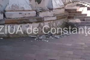 Cad bucati din Cazino: Simbolul Constantei se ruineaza pe zi ce trece! (galerie foto+video)  
