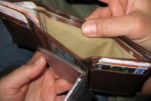 VINE APOCALIPSA în sistemul bugetar? NU MAI SUNT BANI pentru plata salariilor în 2018. Se iau în calcul măsuri DRASTICE