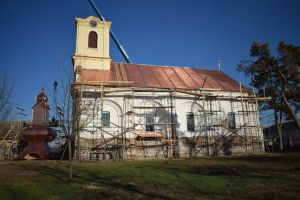 Biserica din Timis care a renascut dupa furtuna