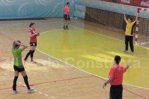 CSU Neptun i-a marcat echipei CSU Targoviste 40 de goluri, dar antrenorul Ionut Puscasu a avut si motive de nemultumire (galerie foto+video)