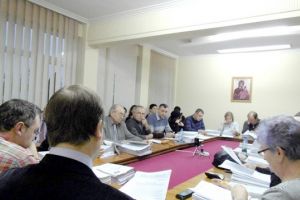 Multe proiecte de hotărâri: Aleşii locali huşeni se reunesc în şedinţă
