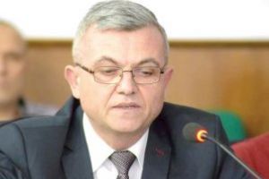 Modificări legislative şi de termen: Sume colosale pentru păşuni şi fâneţe