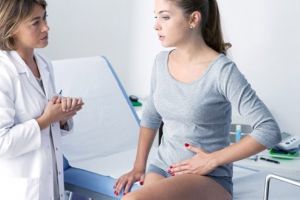 Zeci de cazuri de cancer de col uterin în judeţ. Medicii atenţionează hunedorencele să îşi facă testul Babeş-Papanicolau