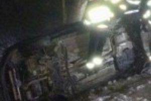 FOTO: Un brailean si-a pierdut viata intr-un accident teribil in Valcea
