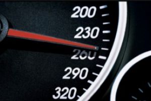 Fara permis la volan: Tanar din Berbesti depistat cu 106 km/h in localitate