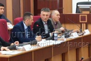 VIDEO: Scandal pentru nimic. Liberalii au votat pentru spital în Consiliul Judeţean