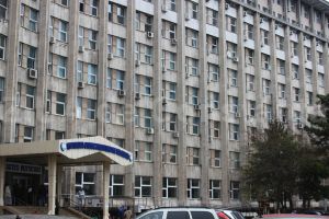 Fostul sef al Spitalului Judetean Constanta si Sorin Strutinsky, trimisi in judecata de procurorii DNA. Maine, primul termen 