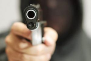 Jaf armat în premieră. Monedă virtuală furată cu ajutorul armelor de foc 