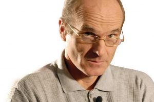 Paradoxuri româneşti: CUM SĂ FACI MIȘTO DE FELUL ÎN CARE ARATĂ CINEVA,  CÂND TU ARĂȚI CA… CRISTIAN TUDOR POPESCU?!…