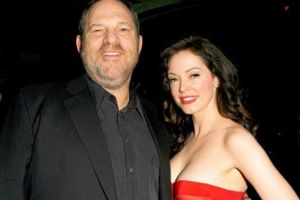 Dezvăluirile actriţei Rose McGowan, în noua sa carte: „Viaţa mea a fost un coşmar şi înainte să-l întâlnesc pe Harvey Weinstein”