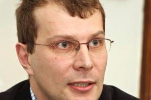 Fostul emisar polonez la Bucureşti, judecat pentru pornografie infantilă, a primit sentinţa definitivă