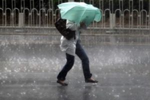 Meteorologii vin cu veşti PROASTE: După o iarnă blândă, vin PLOILE. Ce prevăd specialiştii pentru lunile martie şi aprilie