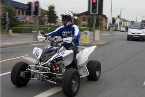 Dosar penal pentru că s-a plimbat cu un ATV neînmatriculat