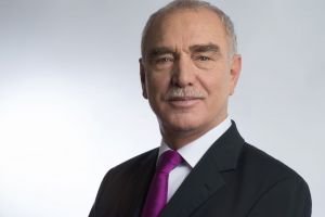 Agenda parlamentară: Iancu Caracota (PNL) – Ziua Internaţională a Alfabetizării (declaraţie politică)