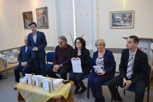 Alexandru Uiuiu şi-a lansat două cărţi la Satu Mare