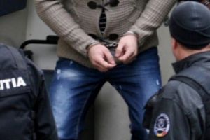 Un tânăr din Vâlcea a fost arestat în avion la Sibiu