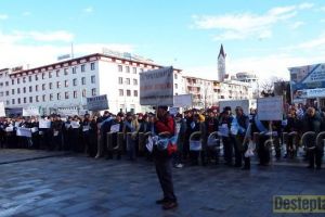 Salariaţi de la SGA Vrancea au protestat la Bacău