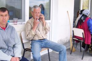 Pacienţii de la Spitalul TBC din Valea Iaşului fumează-n draci