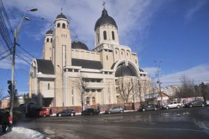 Reîncep lucrările la Catedrala „Înălţarea Domnului”