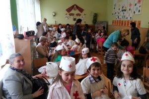 Circa 7.500 de lei de la Consiliul Judeţean Alba pentru proiectul ”Educaţie sanitară”: Concurs pentru sănătate şi prim ajutor, în şcoli