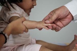 Centrele de permanenţă, o alternativă rapidă la cozile de la Urgenţe