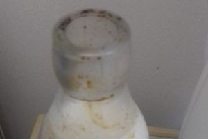 SCANDALOS. Copii hrăniţi cu biberoane JEGOASE într-un spital din vestul ţării