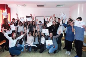 Elevii de la ”Constantin Cantacuzino” , la atelierul „Fără violenţă verbală” organizat de Asociaţia Be You