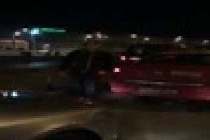 Taximetrist AGRESIV la Aeroportul Cluj. Cum sunt vânaţi turiştii străini - VIDEO