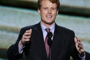 Joe Kennedy al III-lea  ATACĂ administraţia Trump. Video în articol