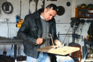 Arta sau business? Un tanar baimarean a gasit liantul: fierul forjat