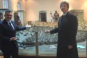 Consulul german de la Sibiu, Hans E. Tischler, la Braşov