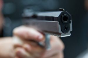 Poliţist de la Combaterea Crimininalităţii Organizate, împuşcat în cap. Circumstanţele, neclare