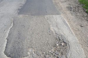 Guvernul refuză finanţarea reabilitării drumului Târnova – Tauţ