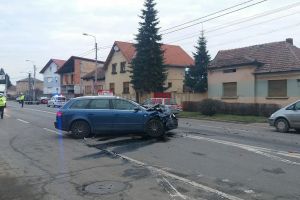 FOTO&LIVE. Accident la Satu Mare. Bulevard important, blocat