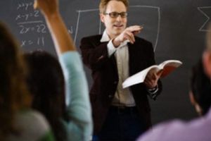 Învăţământul nostru subfinanţat toacă anual sume imense