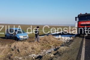 UPDATE. Imagini de la eveniment. Accident rutier in apropiere de Cogealac, judetul Constanta. Elicopterul SMURD chemat in ajutor (galerie foto-video)  