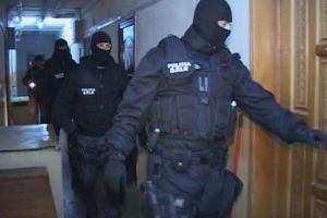 Percheziţii la membrii unei reţele de hoţi din Satu Mare