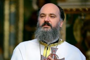 Chiar aşa, de ce tace Biserica?