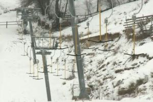 Pârtia de schi de două milioane euro de la Jina – Închisă după zece zile din lipsă de zăpadă