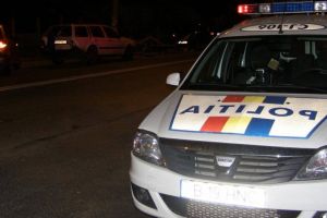 ACȚIUNE a poliţiştilor, în localităţile rurale din zona Blajului: Zeci de autoturisme verificate, un permis reţinut şi amenzi de peste 7.000 de lei aplicate